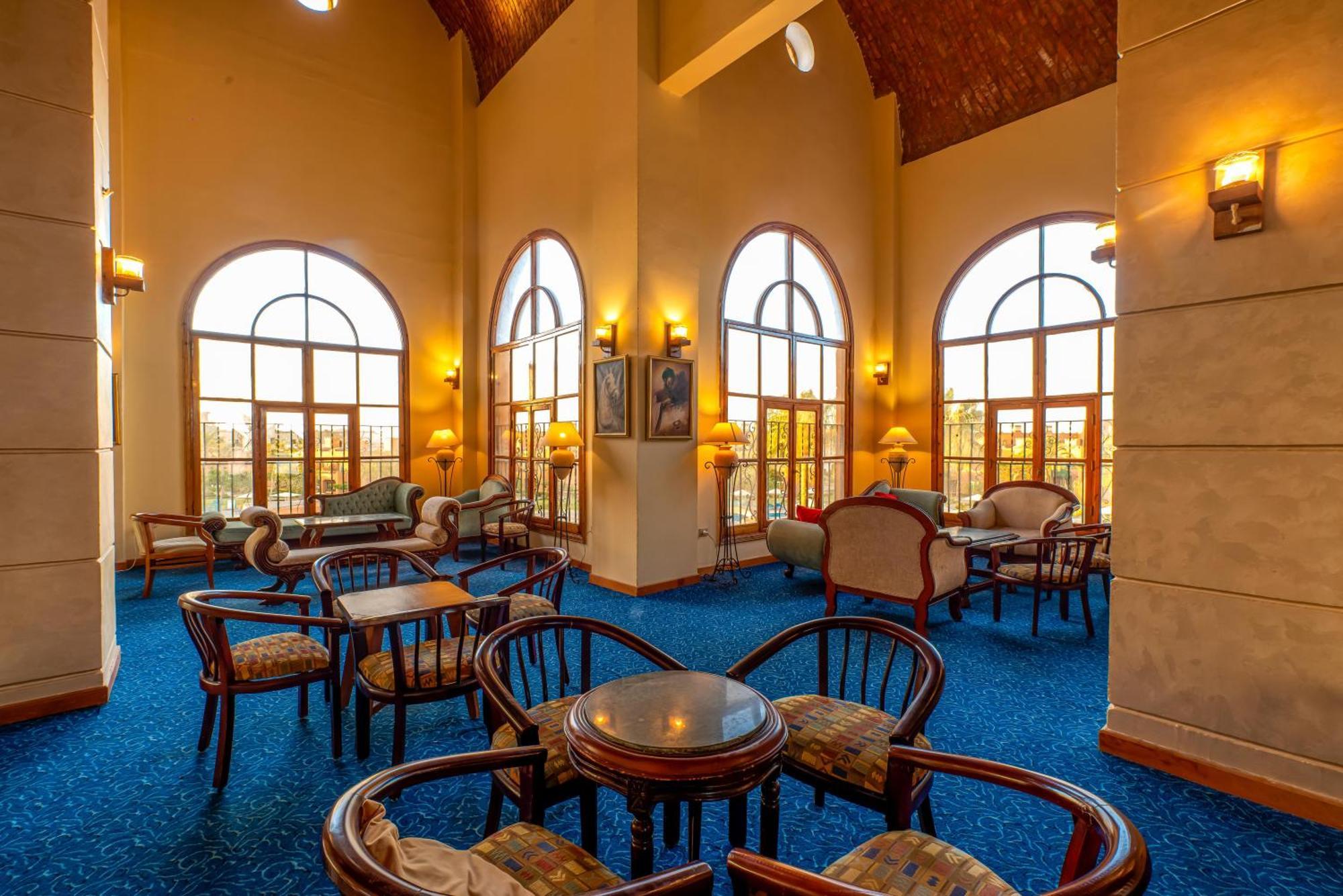 Akassia Swiss Üdülőközpont 5*